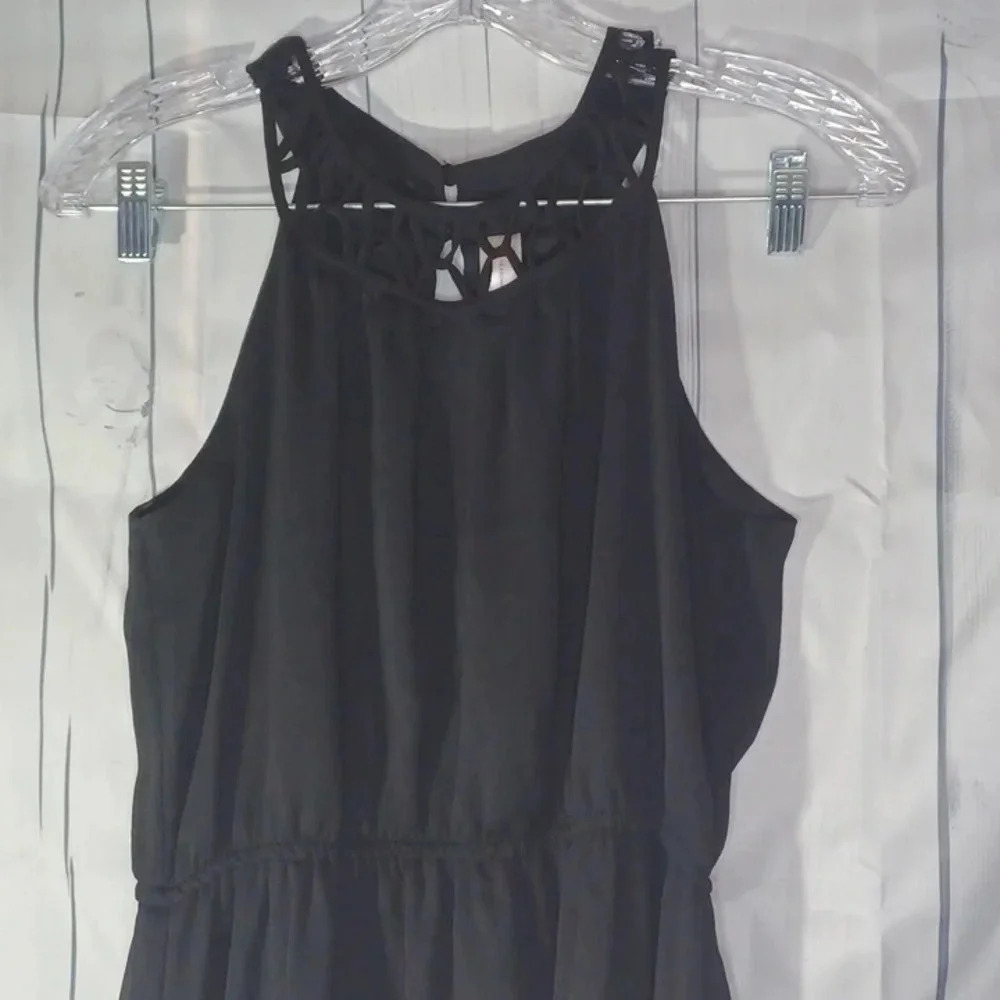 No Boundaries Sleeveless Halter Style Chiffon black dress - Picture 2 of 5